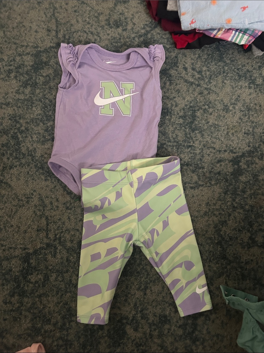 Nike Girls Lavender and Lime Matching Set - Bodysuit & Leggings - Picture 1 of 2